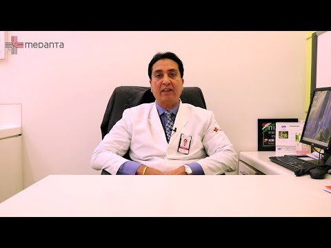 Dr. Ramanjit Singh talking about various causes of Dandruff & how can you treat it?